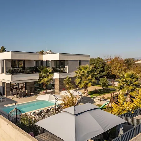 Nina Zadarvillas Villa *