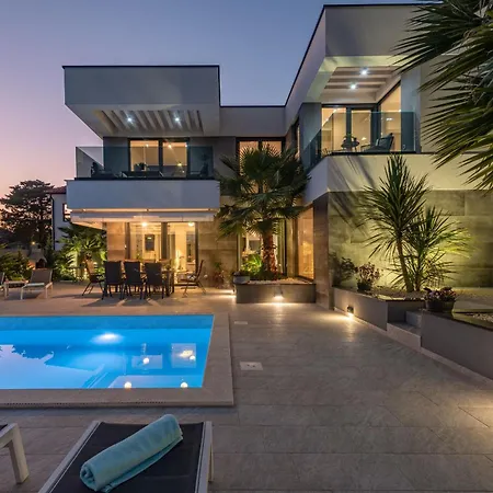 Nina Zadarvillas Villa